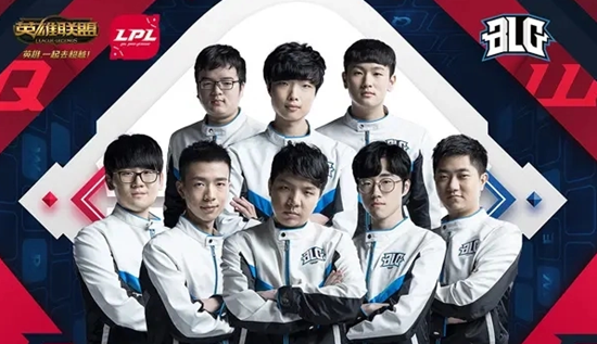 20岁国足新秀精妙助攻!手术刀直塞瞬间瓦解海港防线,颜骏凌无能为力.