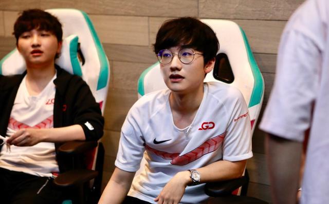 西甲皇马3比0胜奥维耶多,姆巴佩双响维尼修斯传射