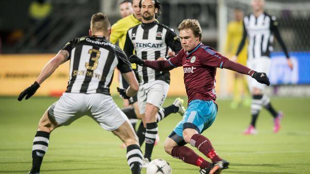 骑士板凳利器!杰罗姆首战贡献28分 近54年季后赛替补得分第四高