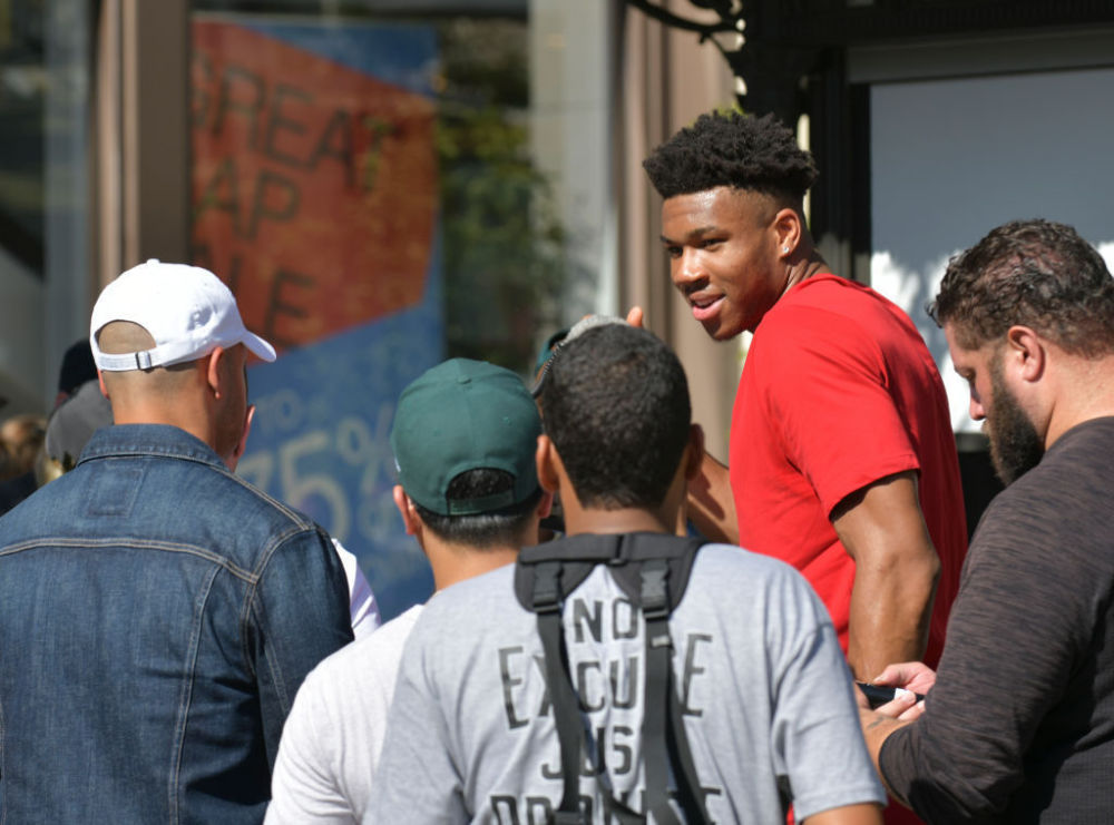 C罗作出 C罗作出