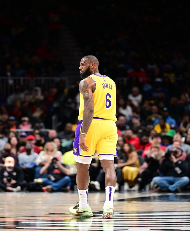 却需要一位 却需要一位